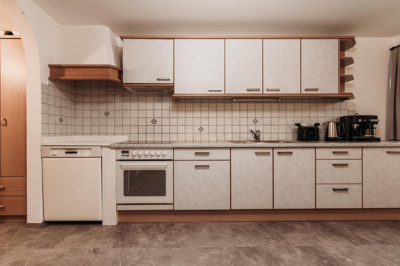 Ban Hilba Apartment Falzes Exterior photo